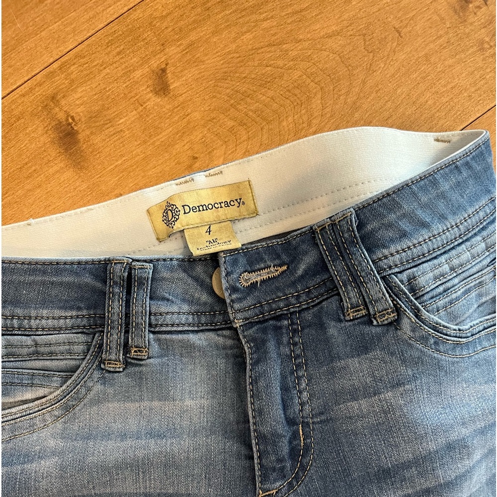 Democracy AB Jeans
